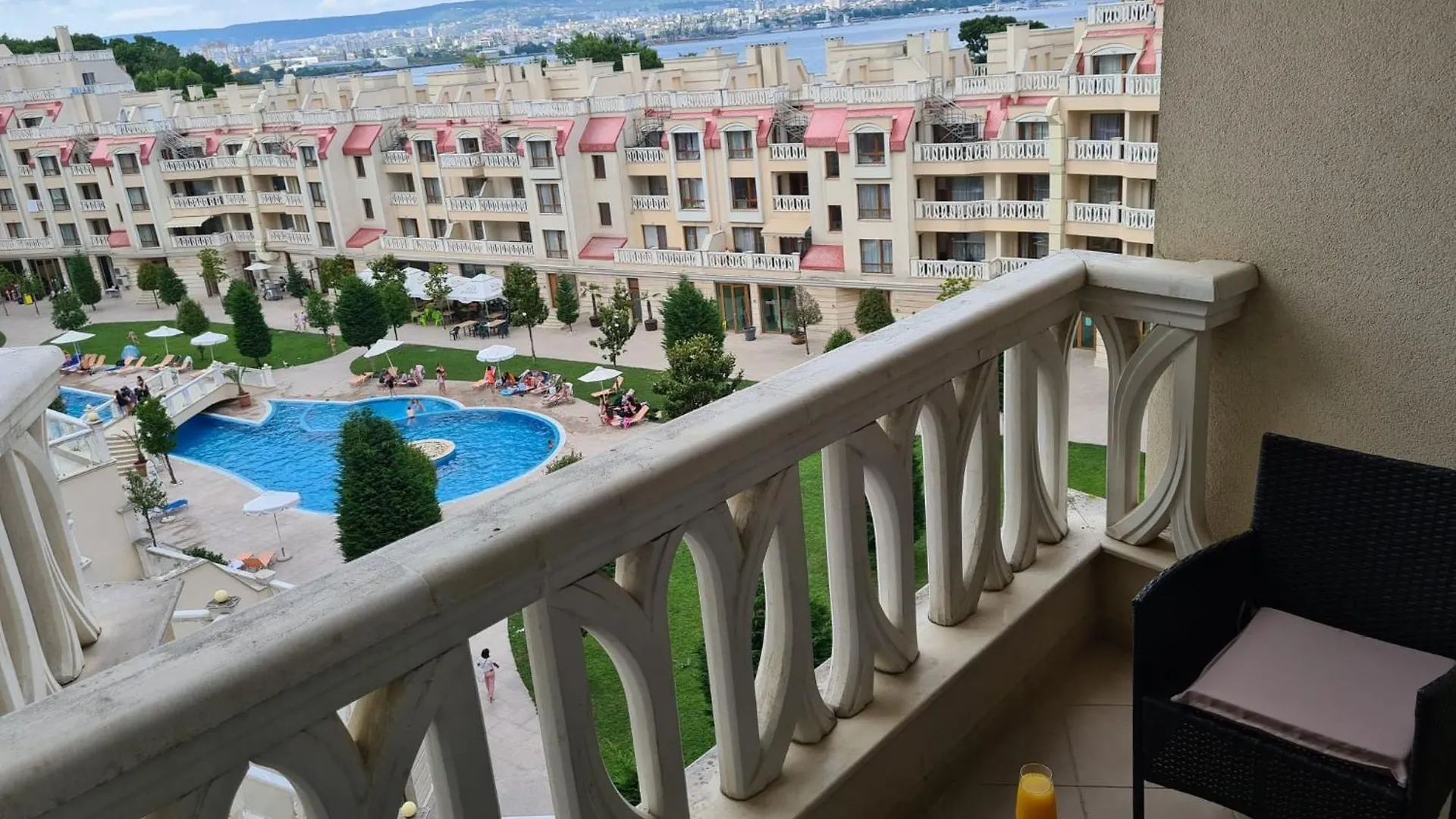 Sunrise Luxury Sauth Bay Apartment Varna 0*,  Bulgaria